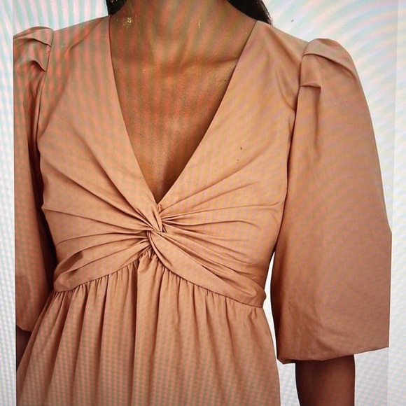 INTERMIX Dresses & Skirts - Intermix Twist Front Tiered Mini Dress Puff Sleeve 100% Cotton Tan Size 8